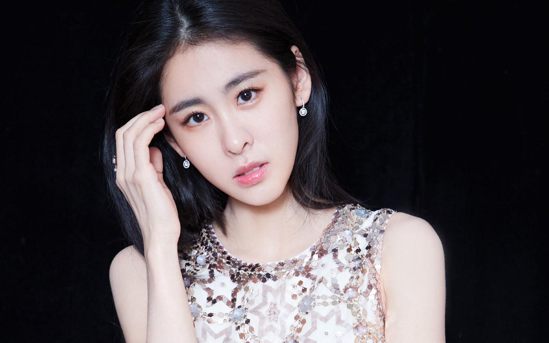 AC米兰客场挑战利物浦,胜败谁人行?,ac米兰vs利物浦奇迹