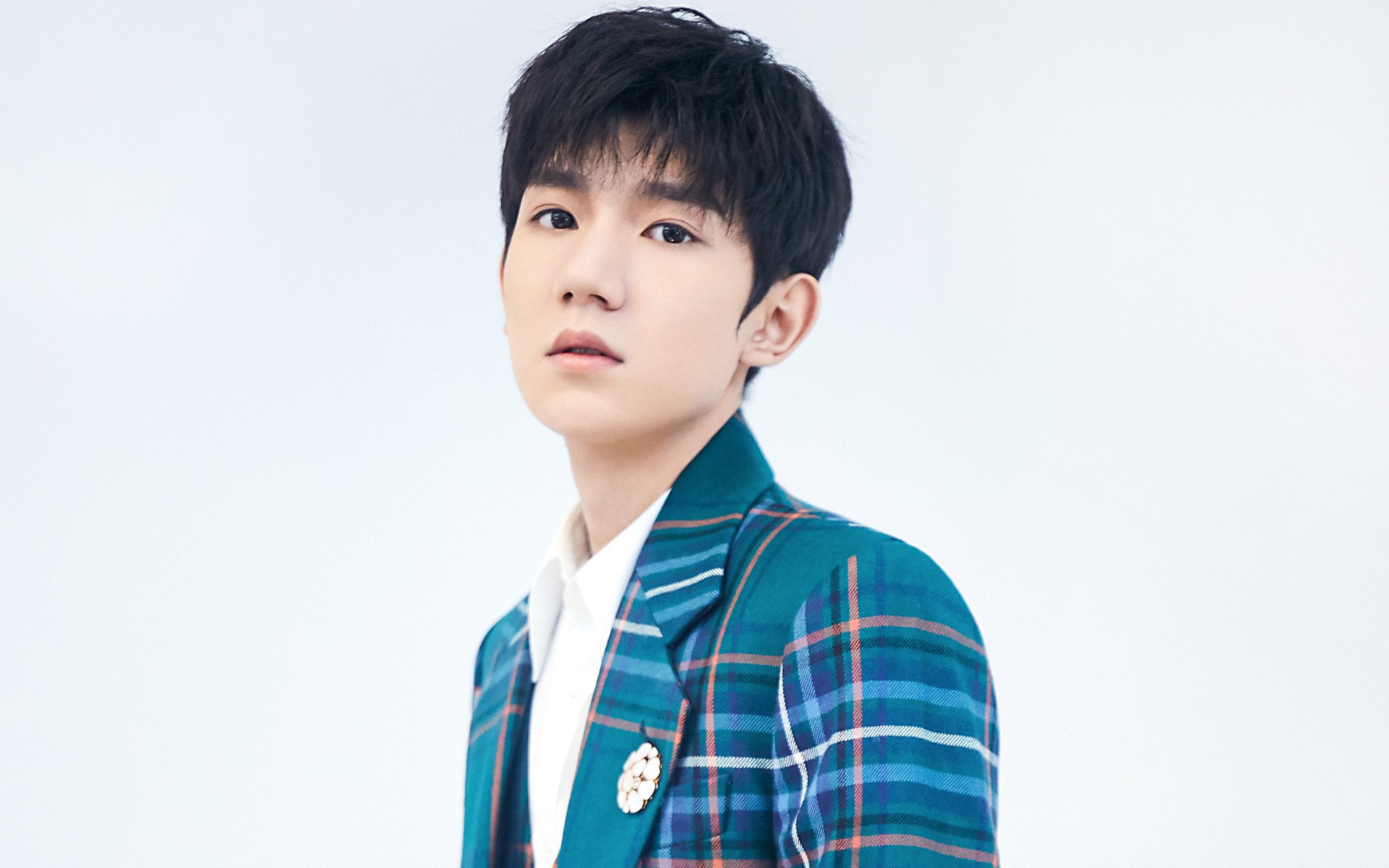 巴萨短传配合打破僵持场面,巴萨精彩配合